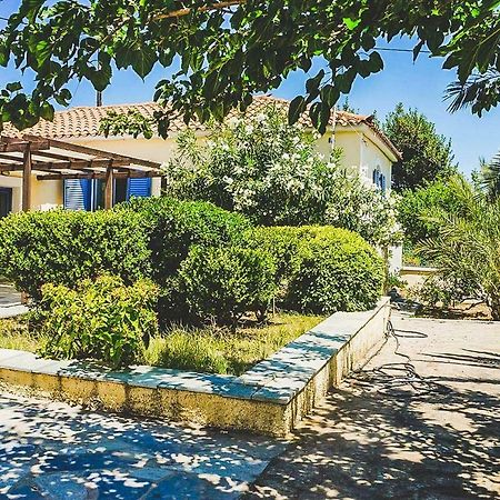 Beautiful House Ideal For Families Varos Luaran gambar