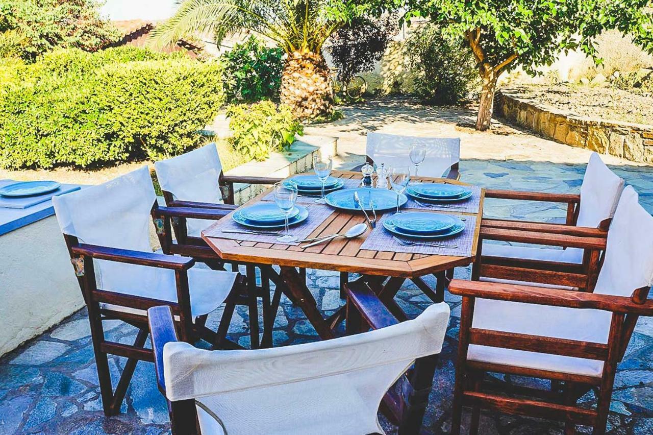 Beautiful House Ideal For Families Varos Luaran gambar