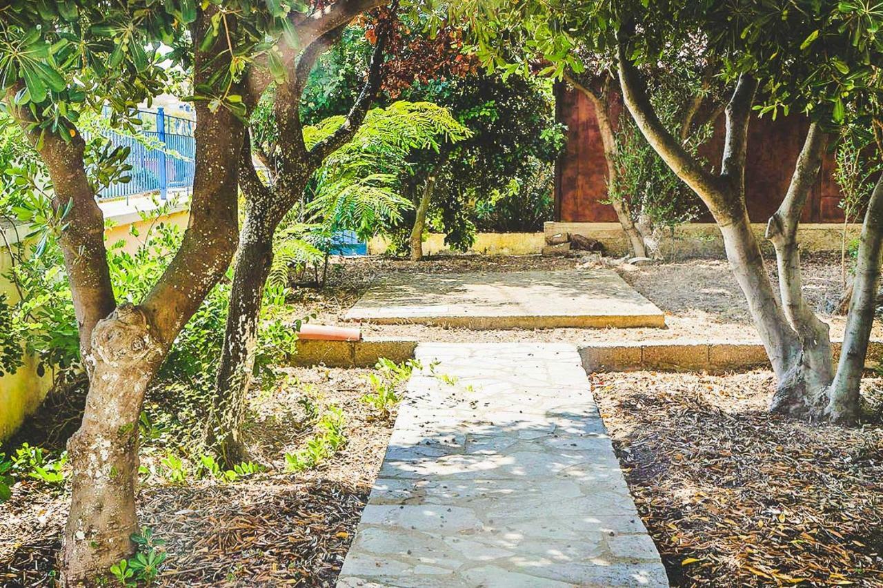 Beautiful House Ideal For Families Varos Luaran gambar