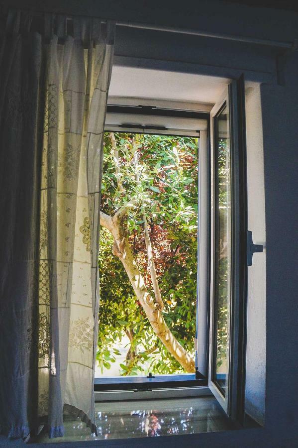 Beautiful House Ideal For Families Varos Luaran gambar