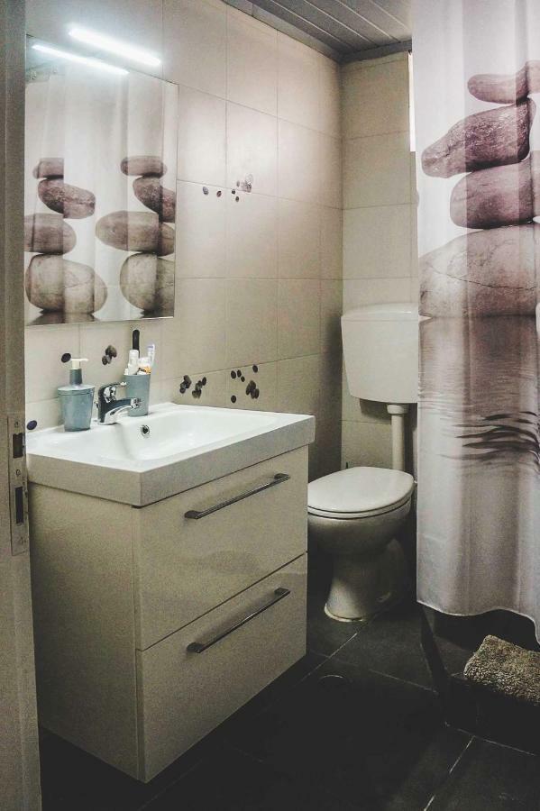Beautiful House Ideal For Families Varos Luaran gambar